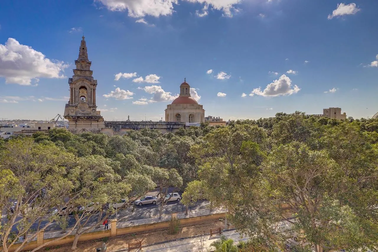 Stylish Apartment Steps From The Capital Il-Furjana Malta
