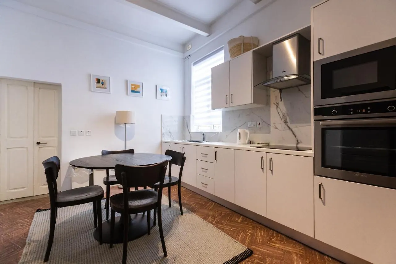 Stylish Apartment Steps From The Capital Il-Furjana Malta