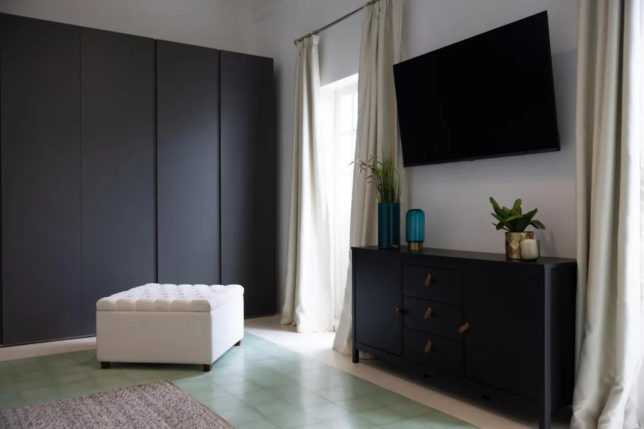Stylish Apartment Steps From The Capital Il-Furjana Malta