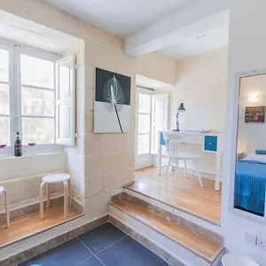 Valletta House Apartment